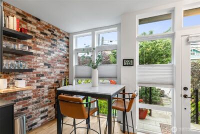 2373 Minor Avenue E, Seattle, WA 98102 - Photo 11