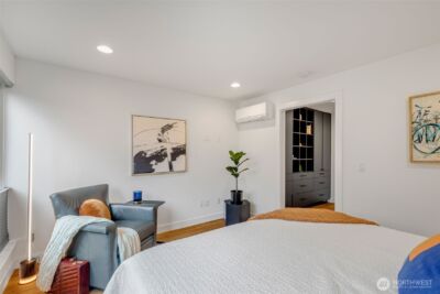2373 Minor Avenue E, Seattle, WA 98102 - Photo 12