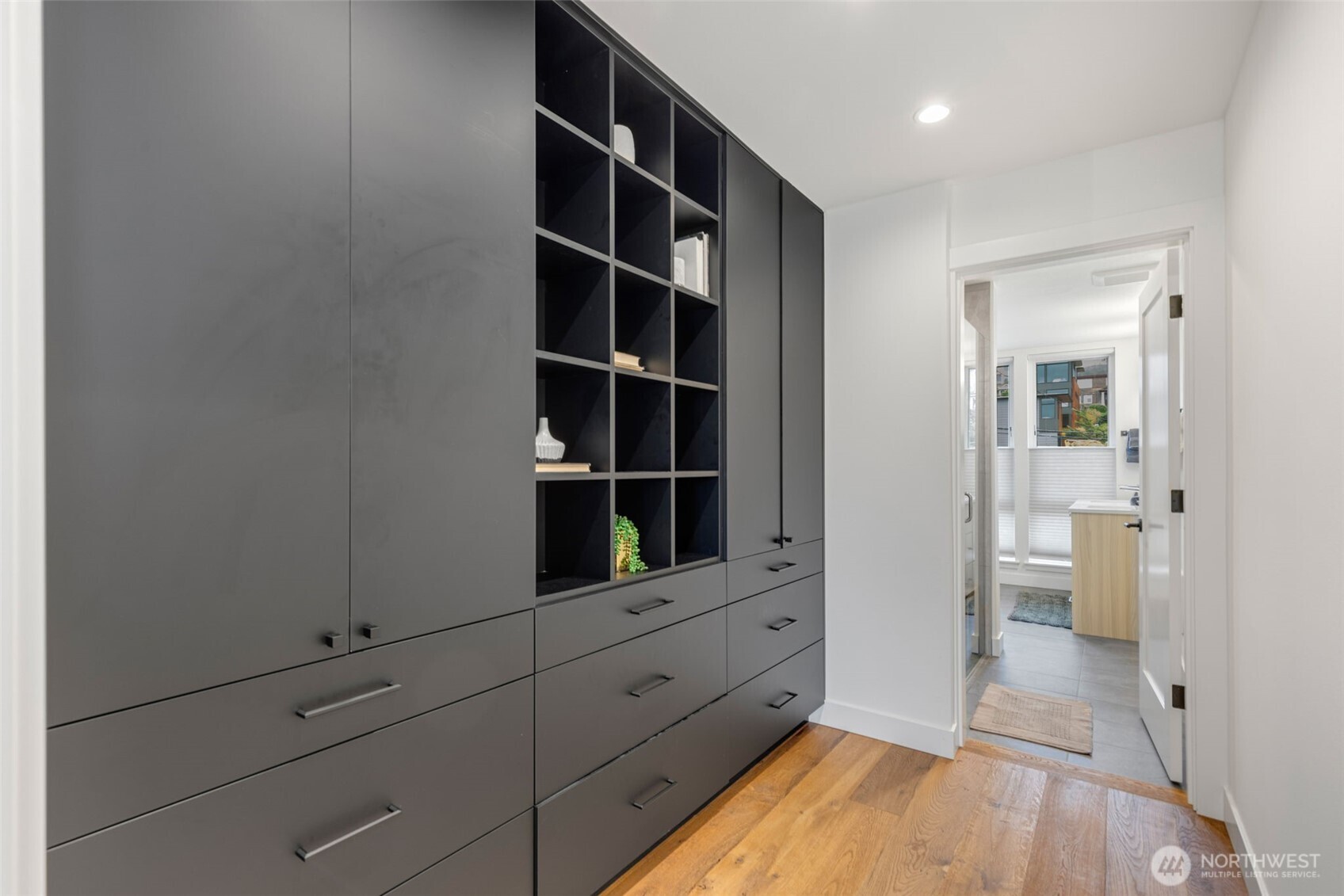 2373 Minor Avenue E, Seattle, WA 98102