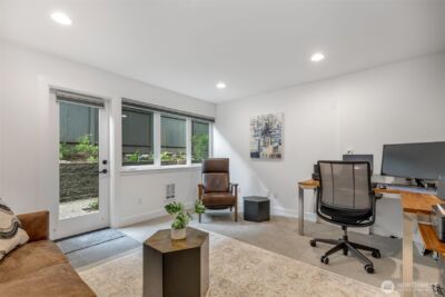 2373 Minor Avenue E, Seattle, WA 98102 - Photo 21