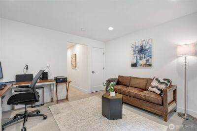 2373 Minor Avenue E, Seattle, WA 98102 - Photo 22