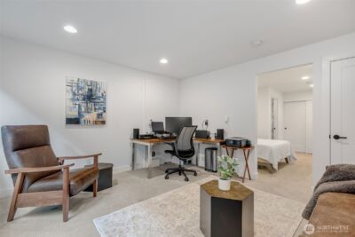 2373 Minor Avenue E, Seattle, WA 98102 - Photo 23