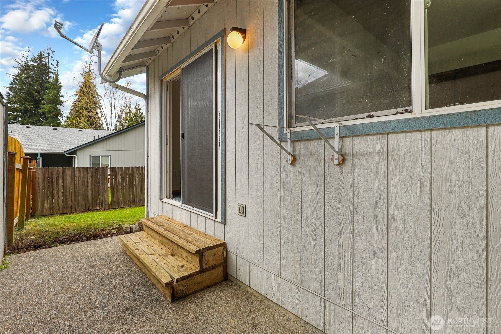 533 Forest Park Street , Port Orchard, WA 98366