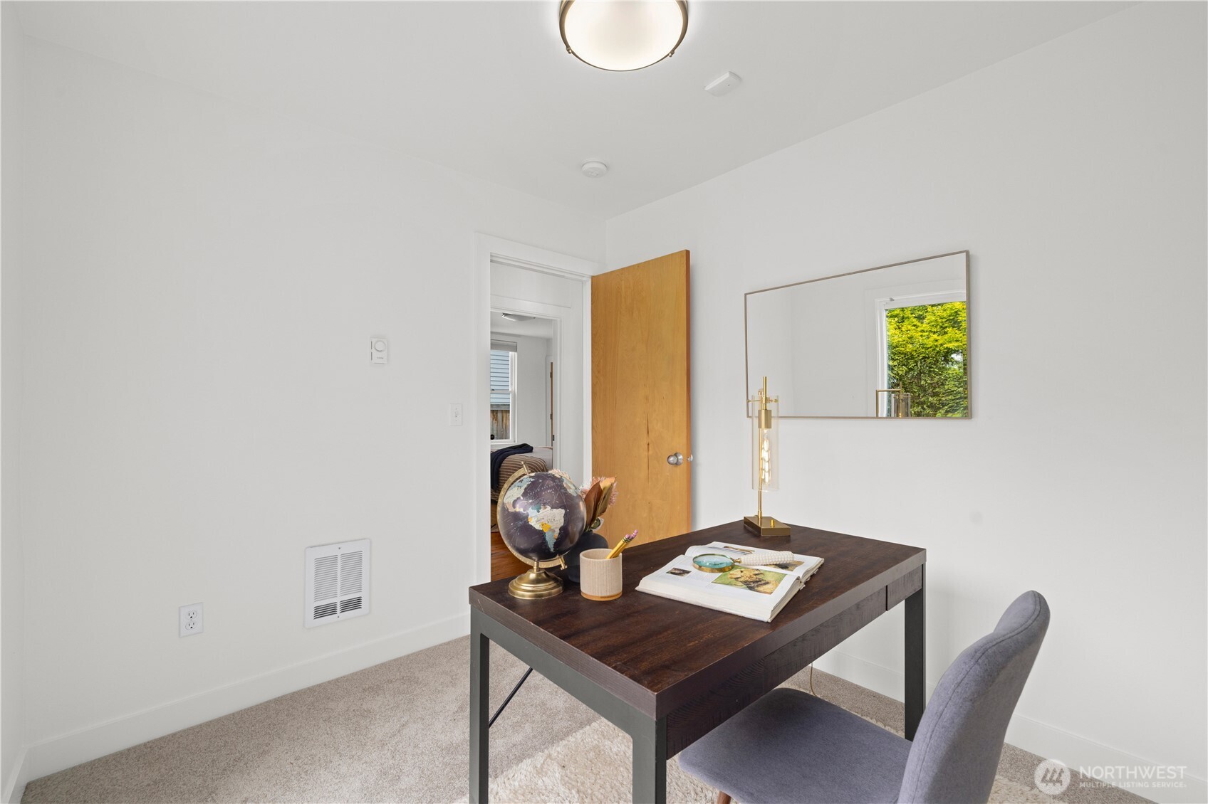 927 29th Avenue S, Seattle, WA 98144