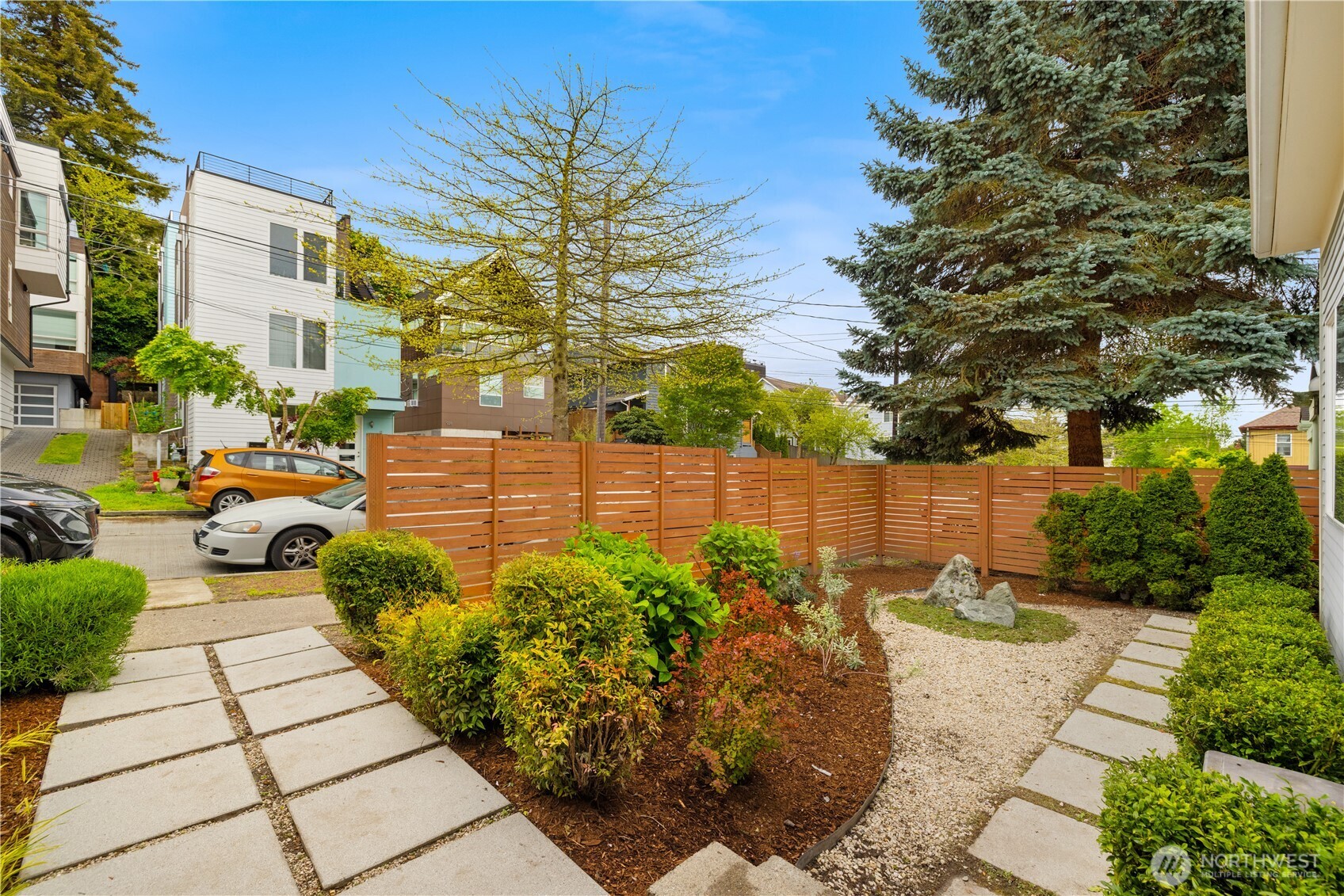 927 29th Avenue S, Seattle, WA 98144