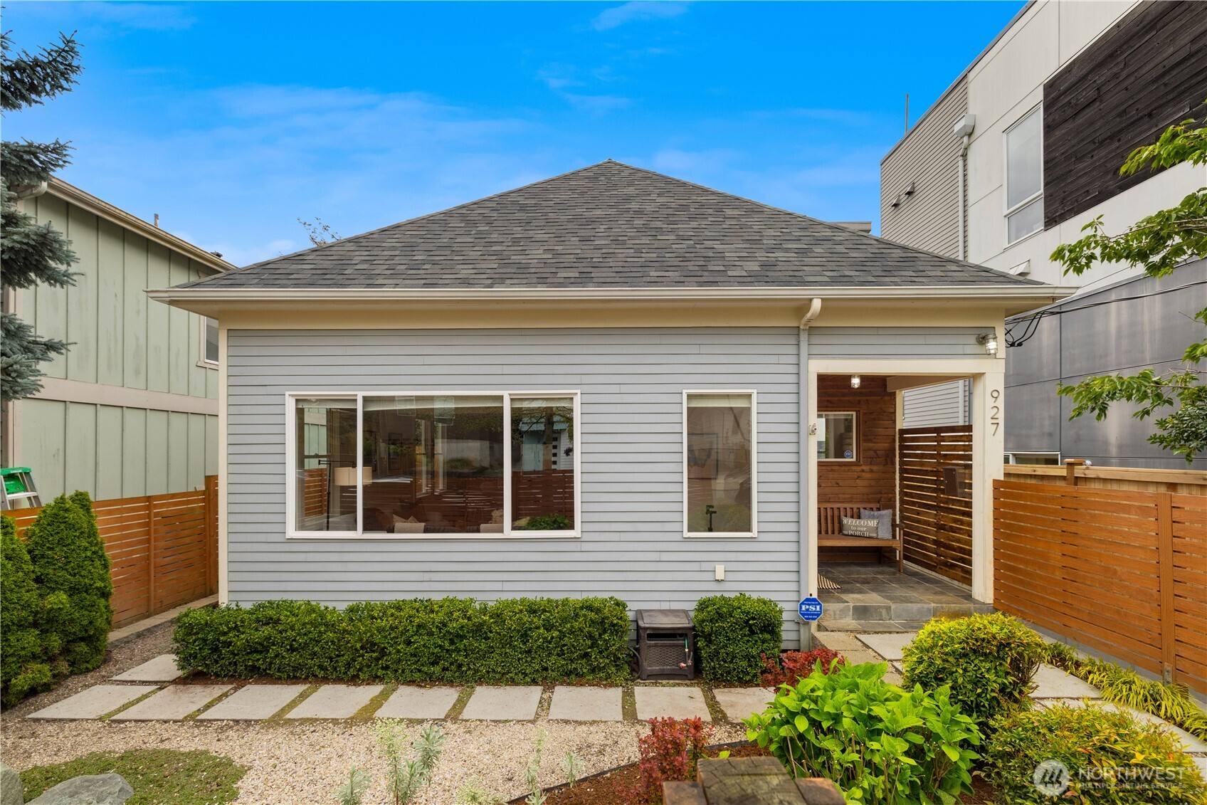 927 29th Avenue S, Seattle, WA 98144