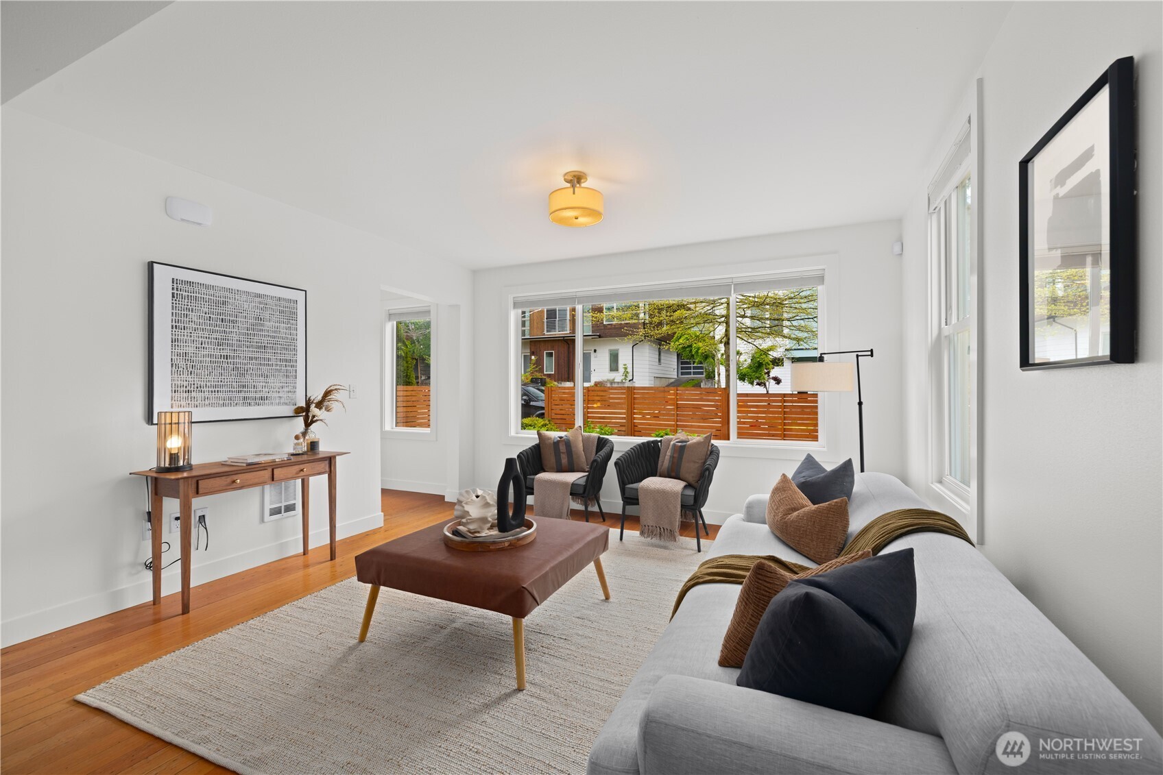 927 29th Avenue S, Seattle, WA 98144