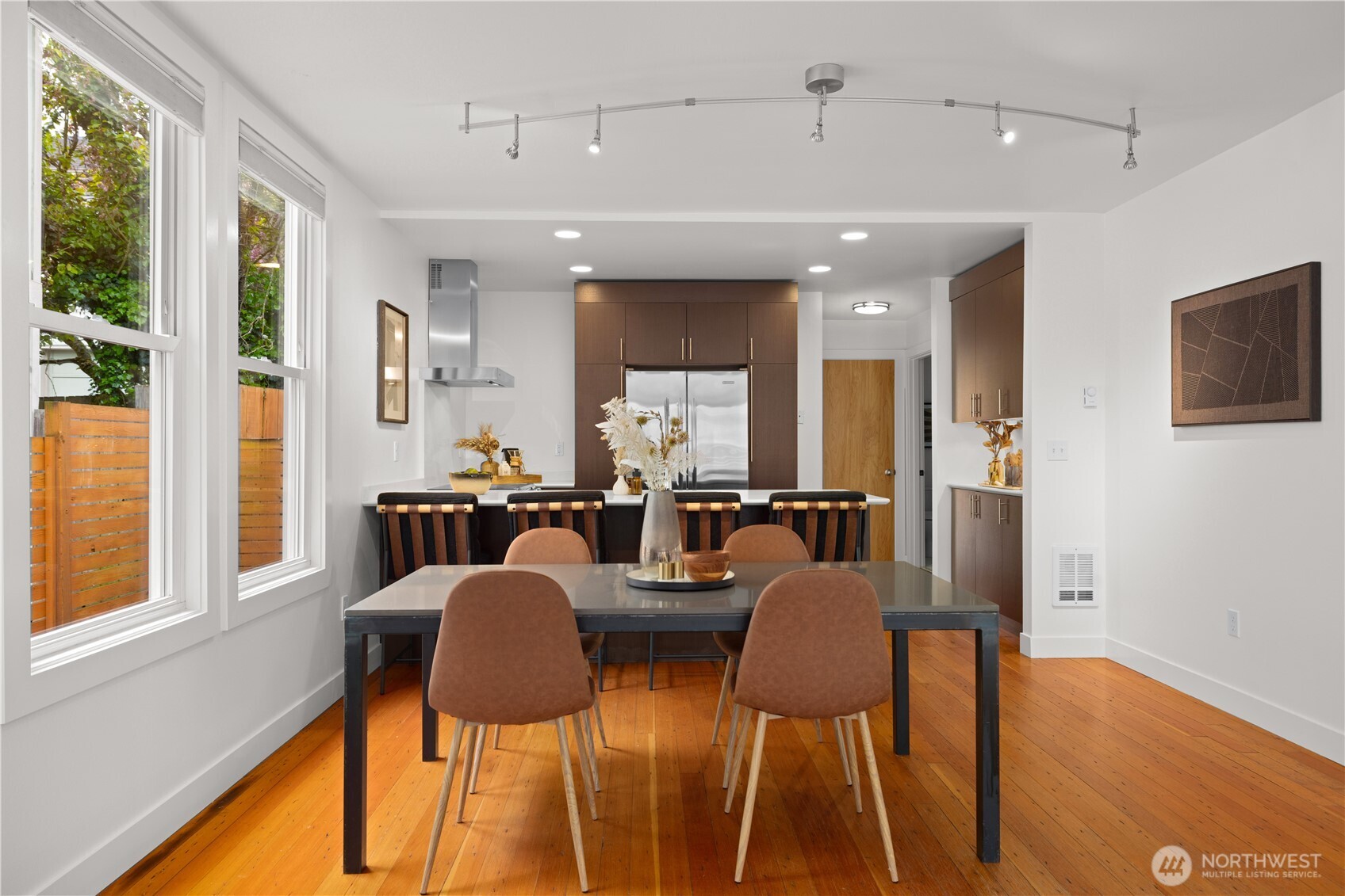 927 29th Avenue S, Seattle, WA 98144