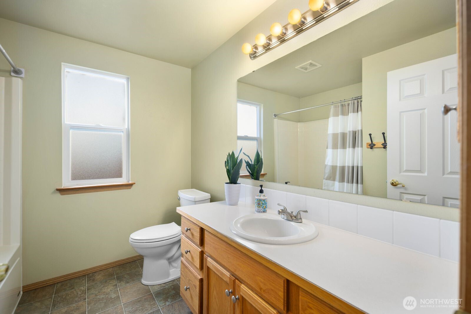 3715 30th Avenue SE, Olympia, WA 98501