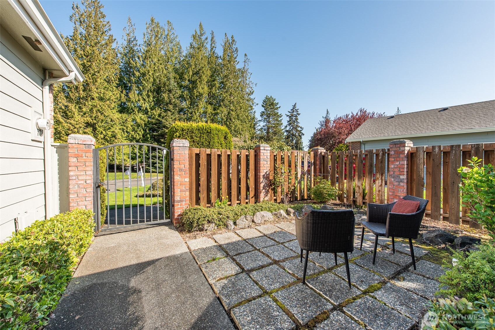 292 Foursome Drive , Sequim, WA 98382