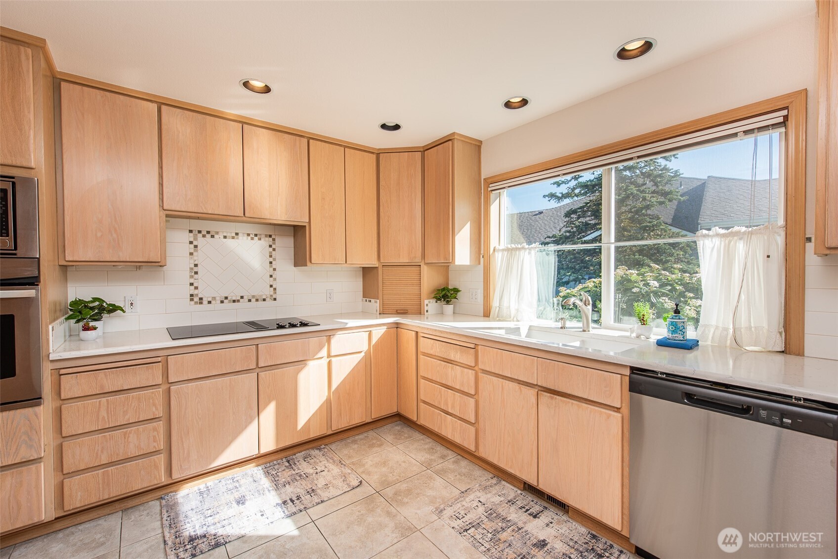 292 Foursome Drive , Sequim, WA 98382
