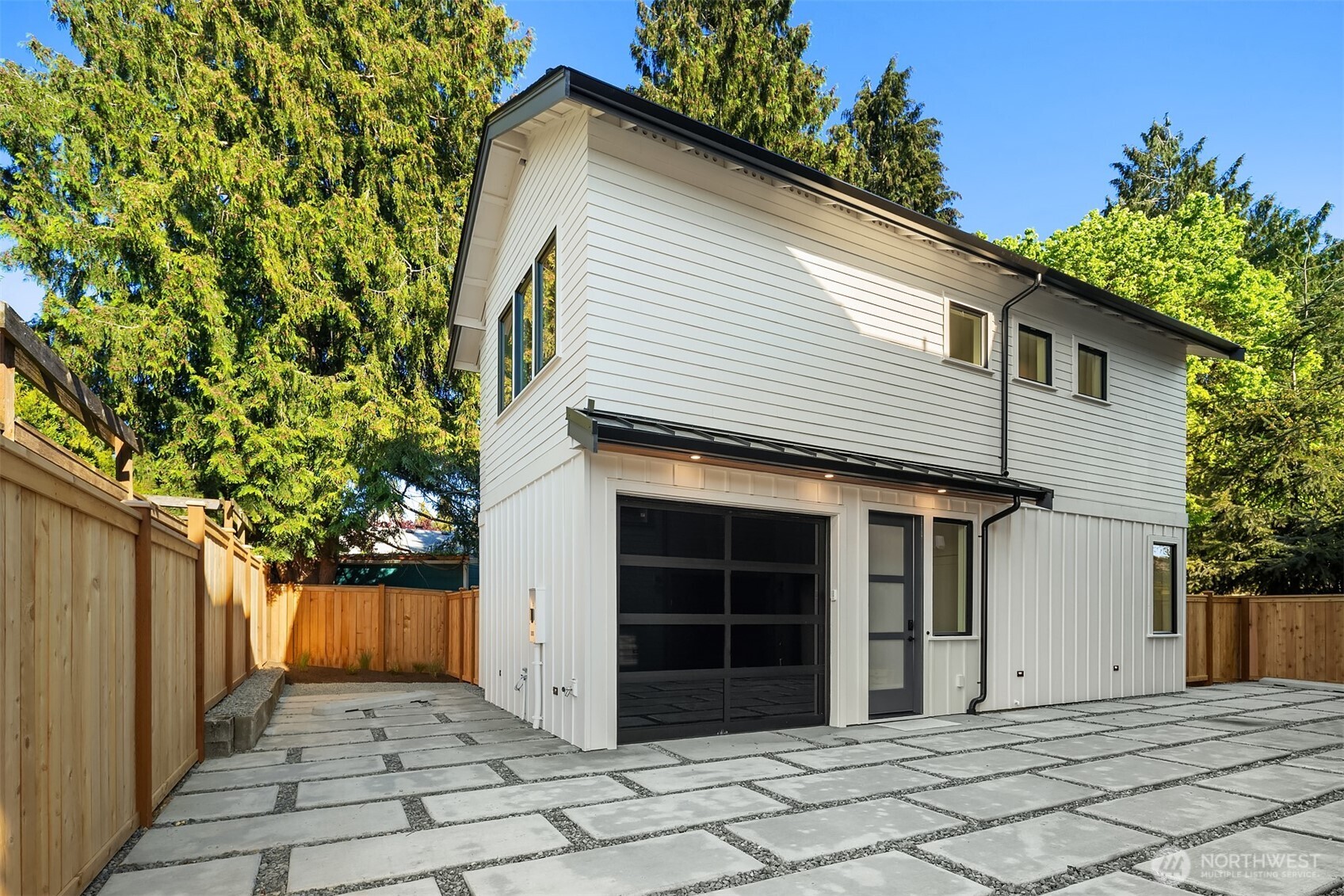 7064 Cleopatra Place NW, Seattle, WA 98117