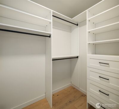 7064 Cleopatra Place NW, Seattle, WA 98117 - Photo 18