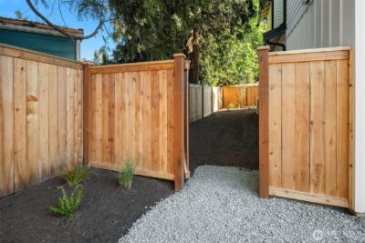 7064 Cleopatra Place NW, Seattle, WA 98117 - Photo 24