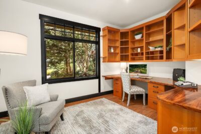 20113 SE 30th Street , Sammamish, WA 98075 - Photo 24