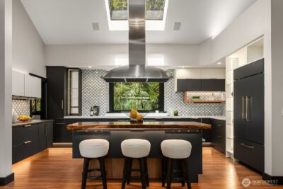 20113 SE 30th Street , Sammamish, WA 98075 - Photo 9