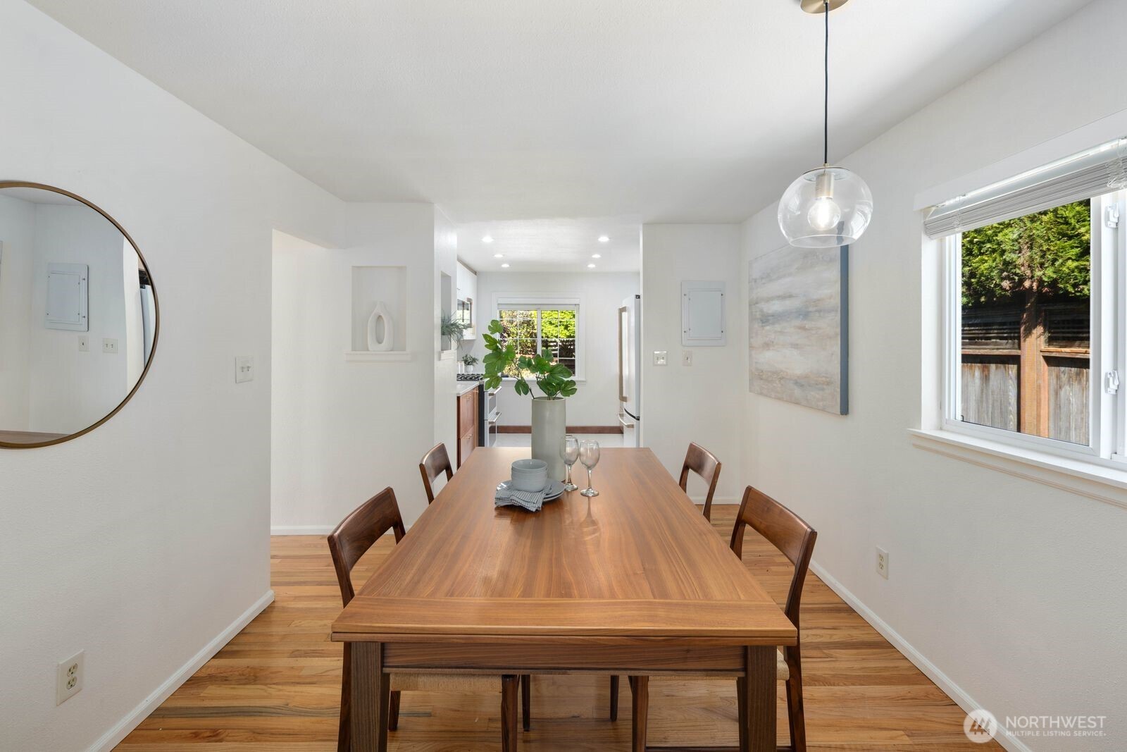 7508 30th Avenue SW, Seattle, WA 98126-3327