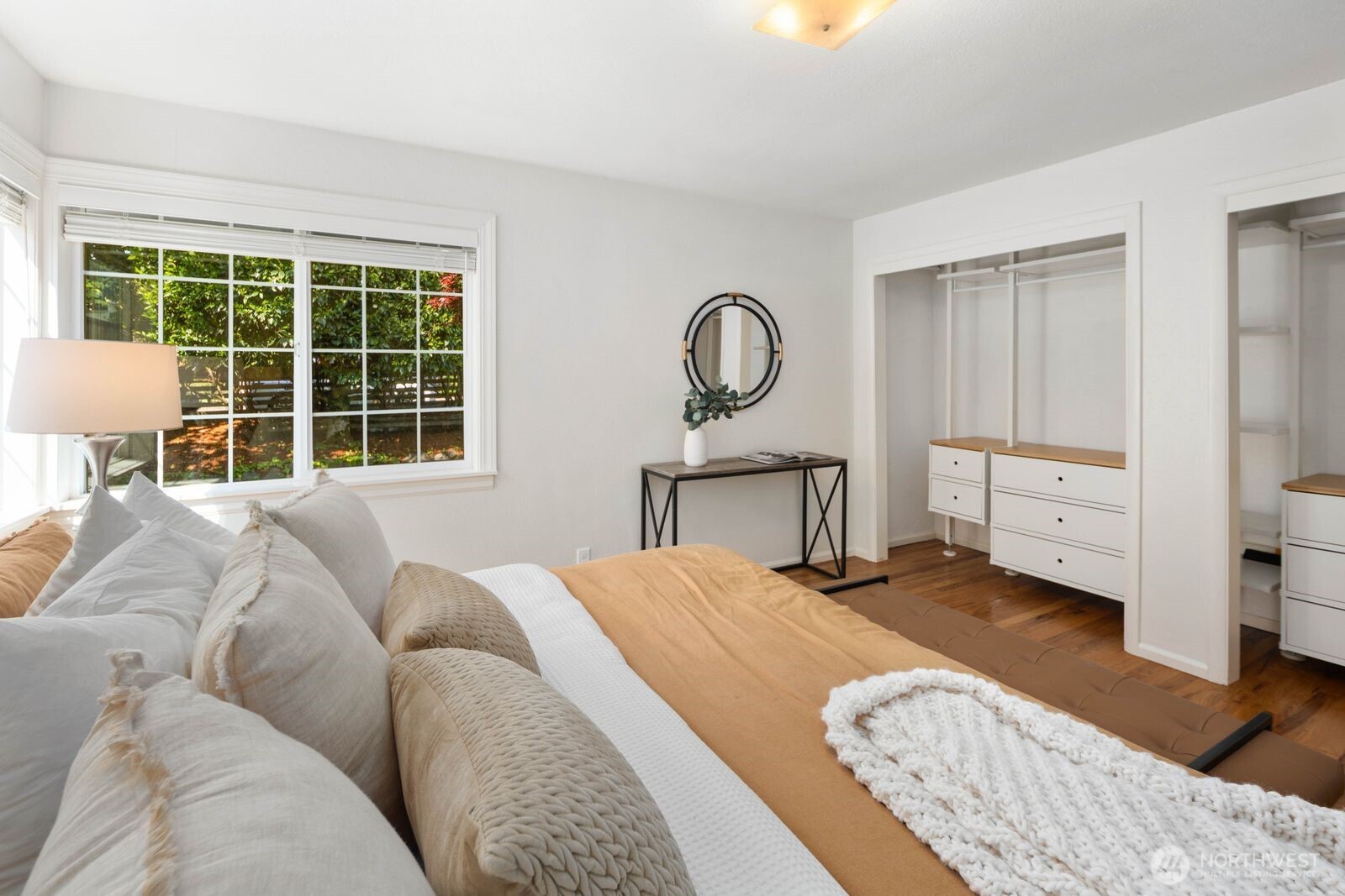 7508 30th Avenue SW, Seattle, WA 98126-3327
