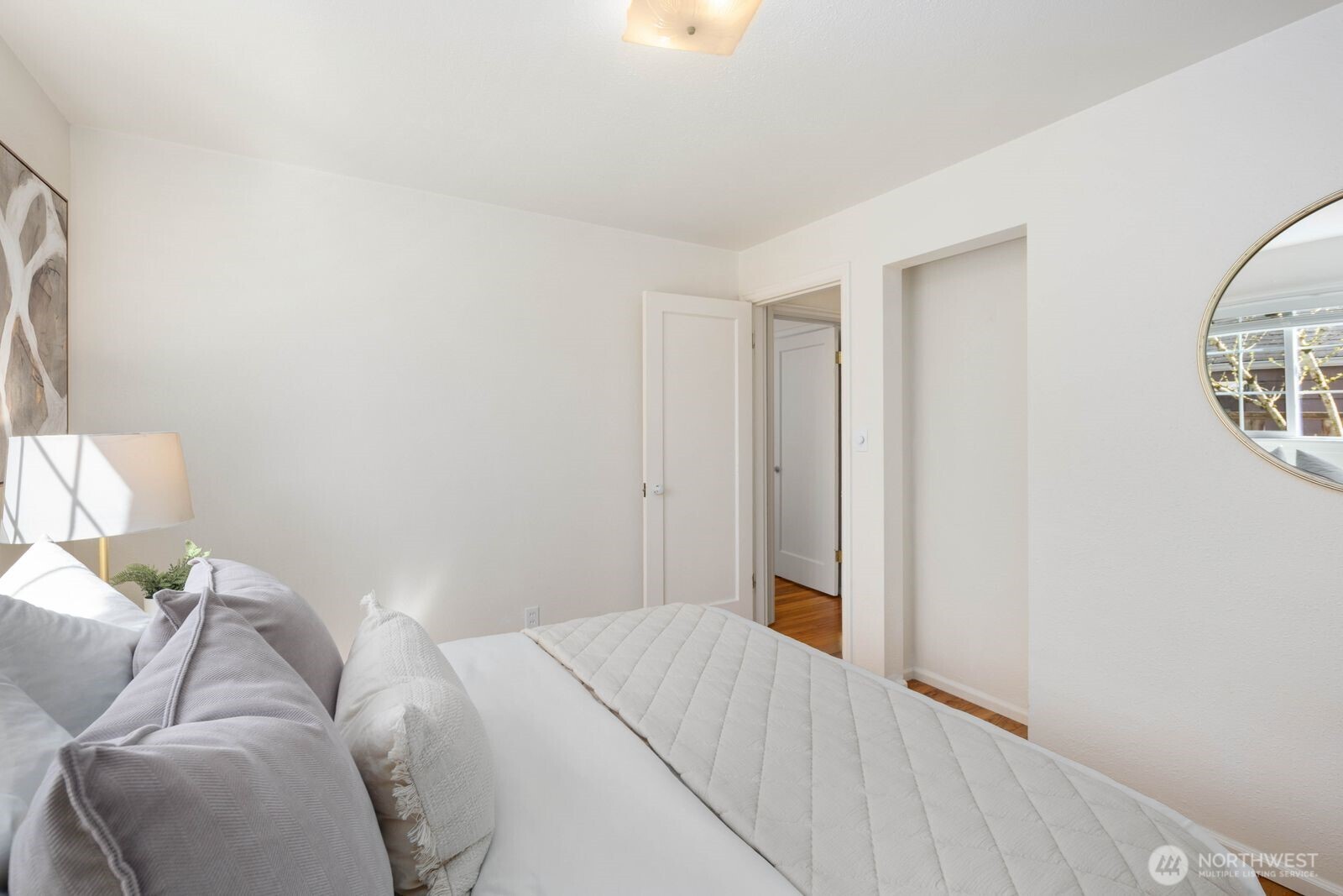7508 30th Avenue SW, Seattle, WA 98126-3327