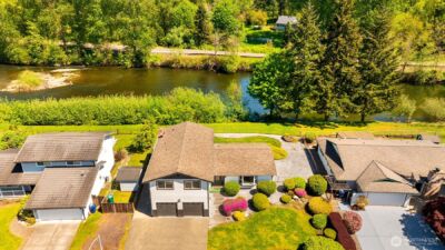 1816 Riverview Drive NE, Auburn, WA 98002 - Photo 2