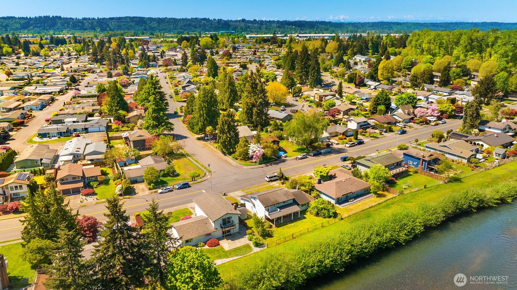 1816 Riverview Drive NE, Auburn, WA 98002