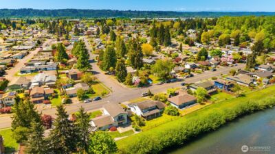 1816 Riverview Drive NE, Auburn, WA 98002 - Photo 35