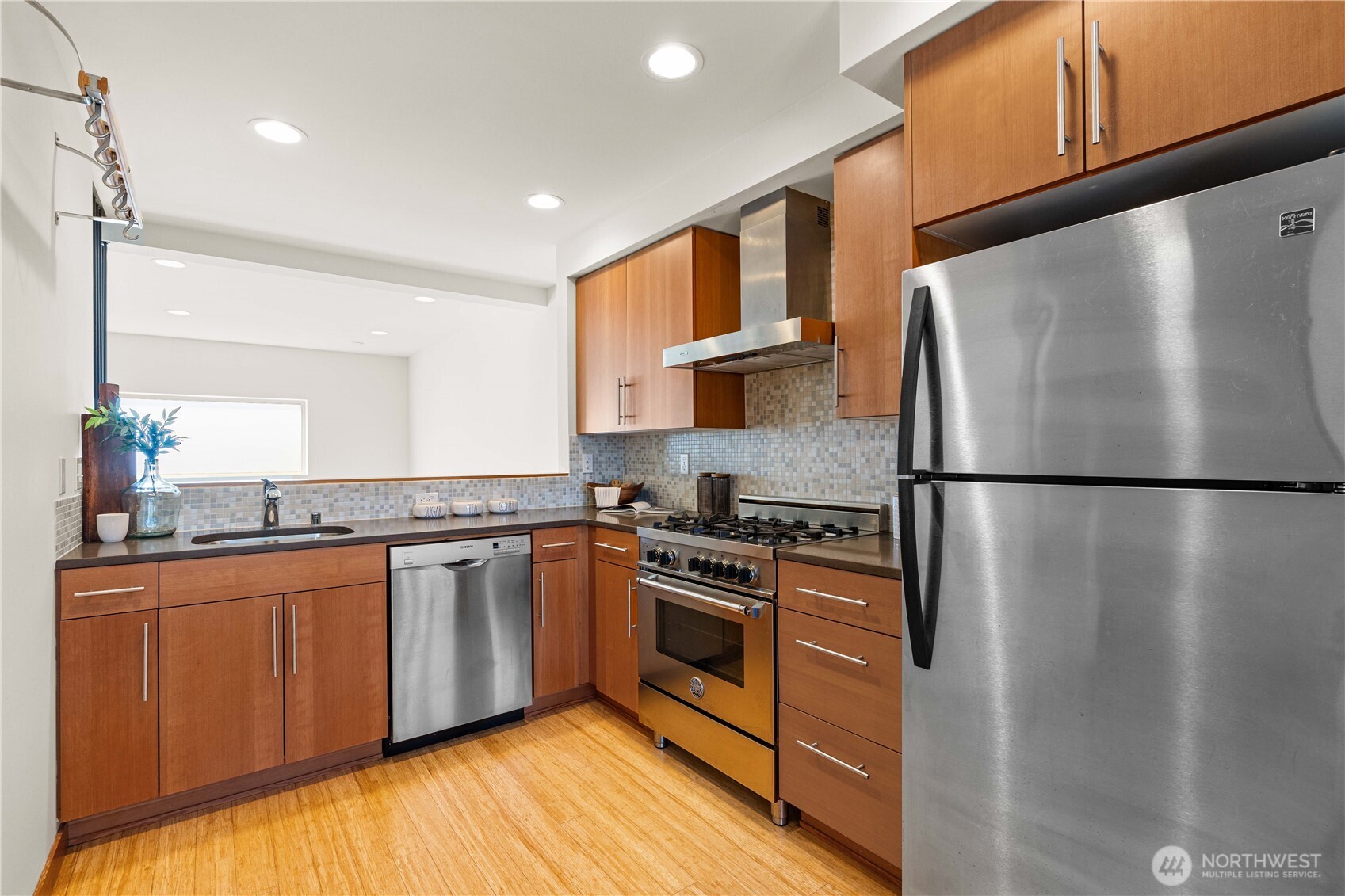 5232 California Avenue SW #C, Seattle, WA 98136