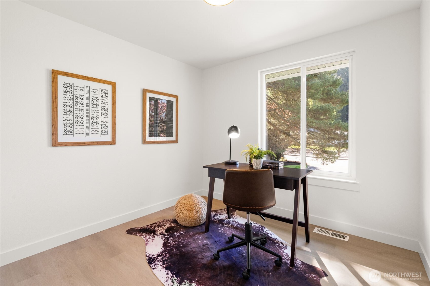 290 NE Torval Canyon Road , Poulsbo, WA 98370