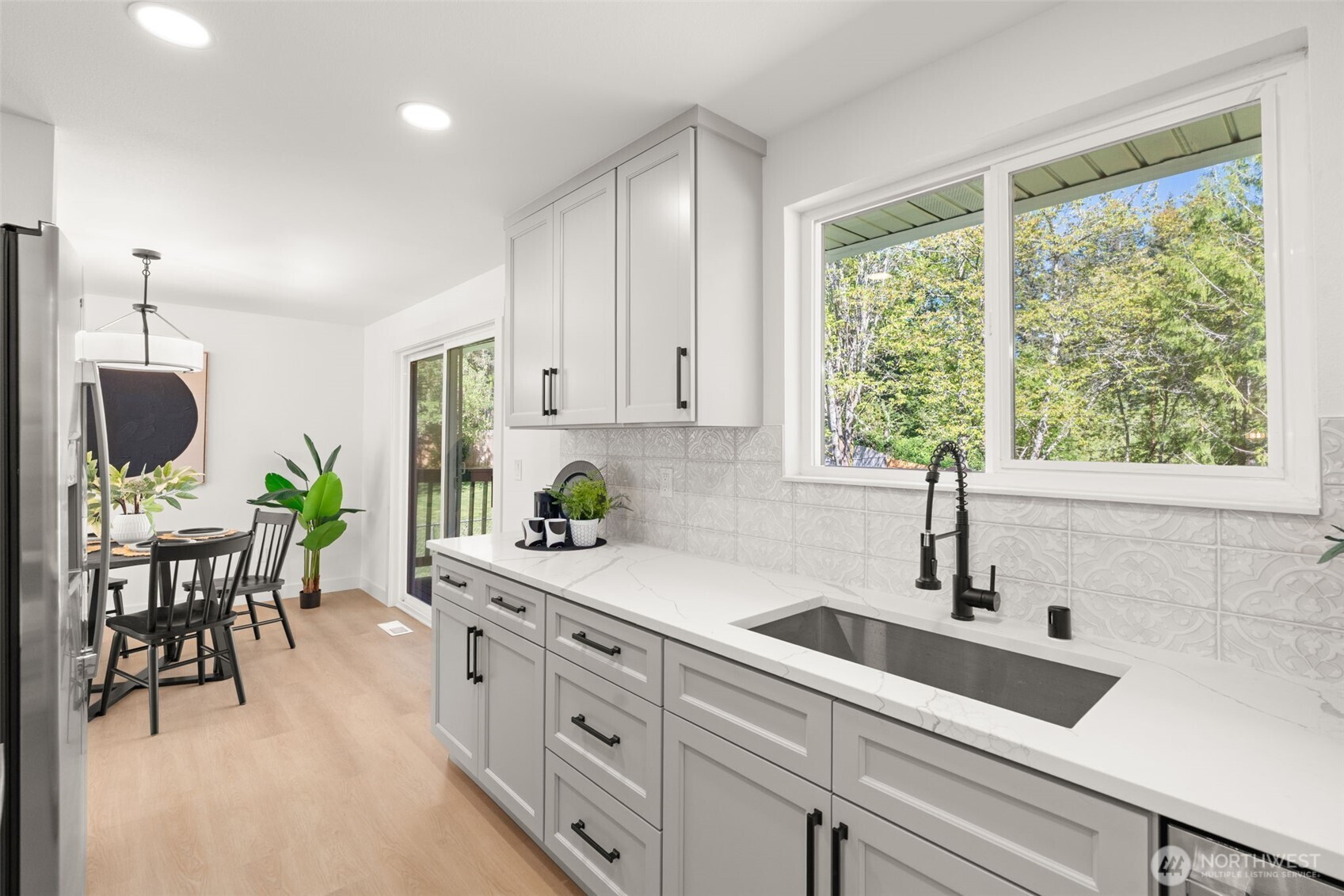 290 NE Torval Canyon Road , Poulsbo, WA 98370