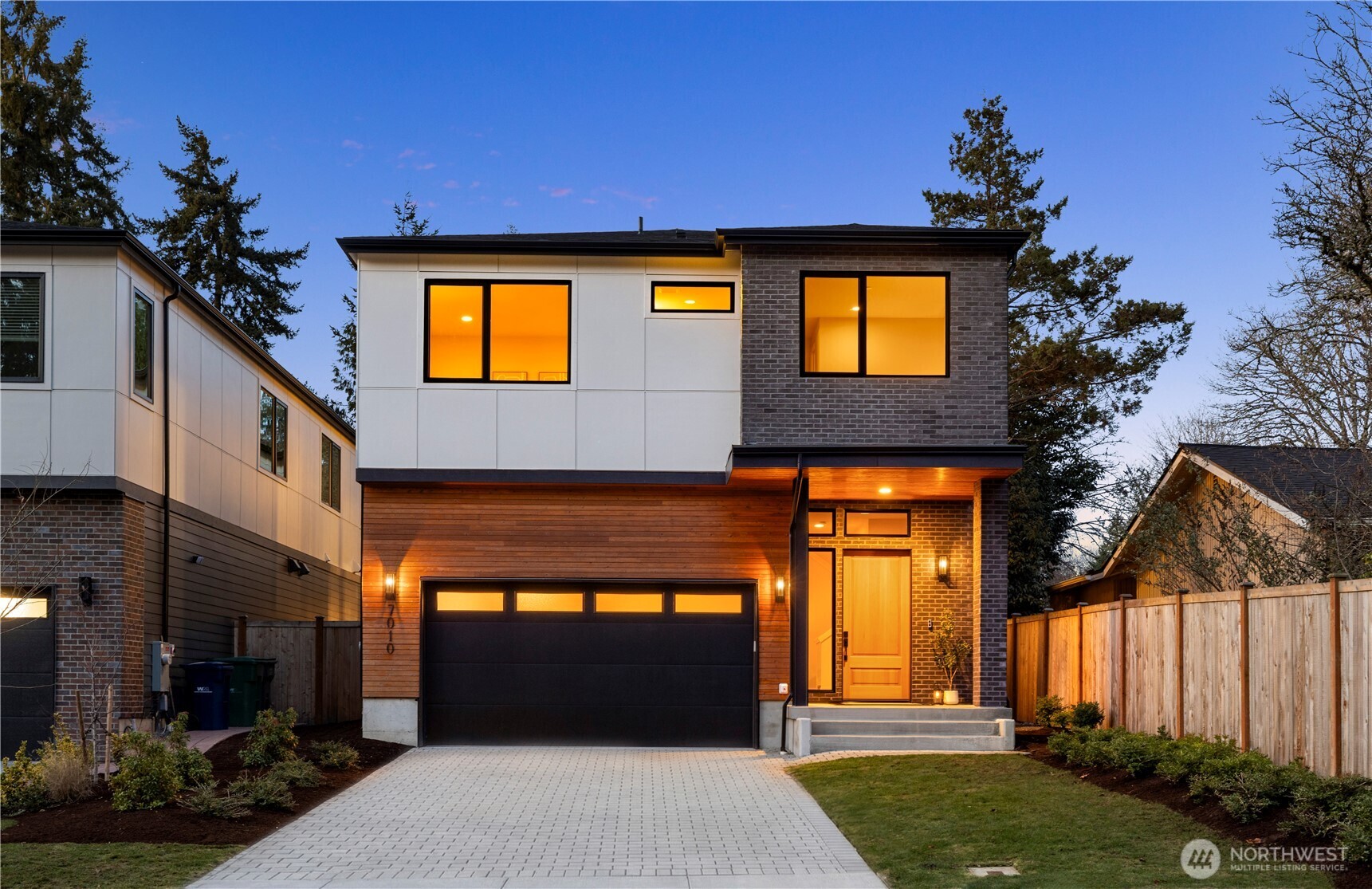 7010 NE 134th Street , Kirkland, WA 98034