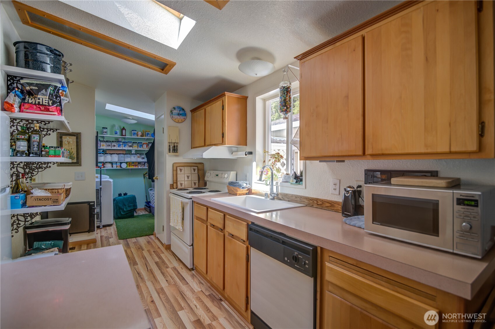 51 N Silver Lane N, Hoodsport, WA 98548-5109