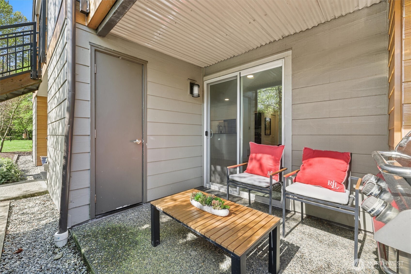 10813 NE 147th Lane #N102, Bothell, WA 98011