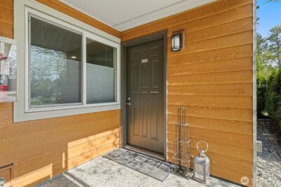 10813 NE 147th Lane #N102, Bothell, WA 98011 - Photo 2