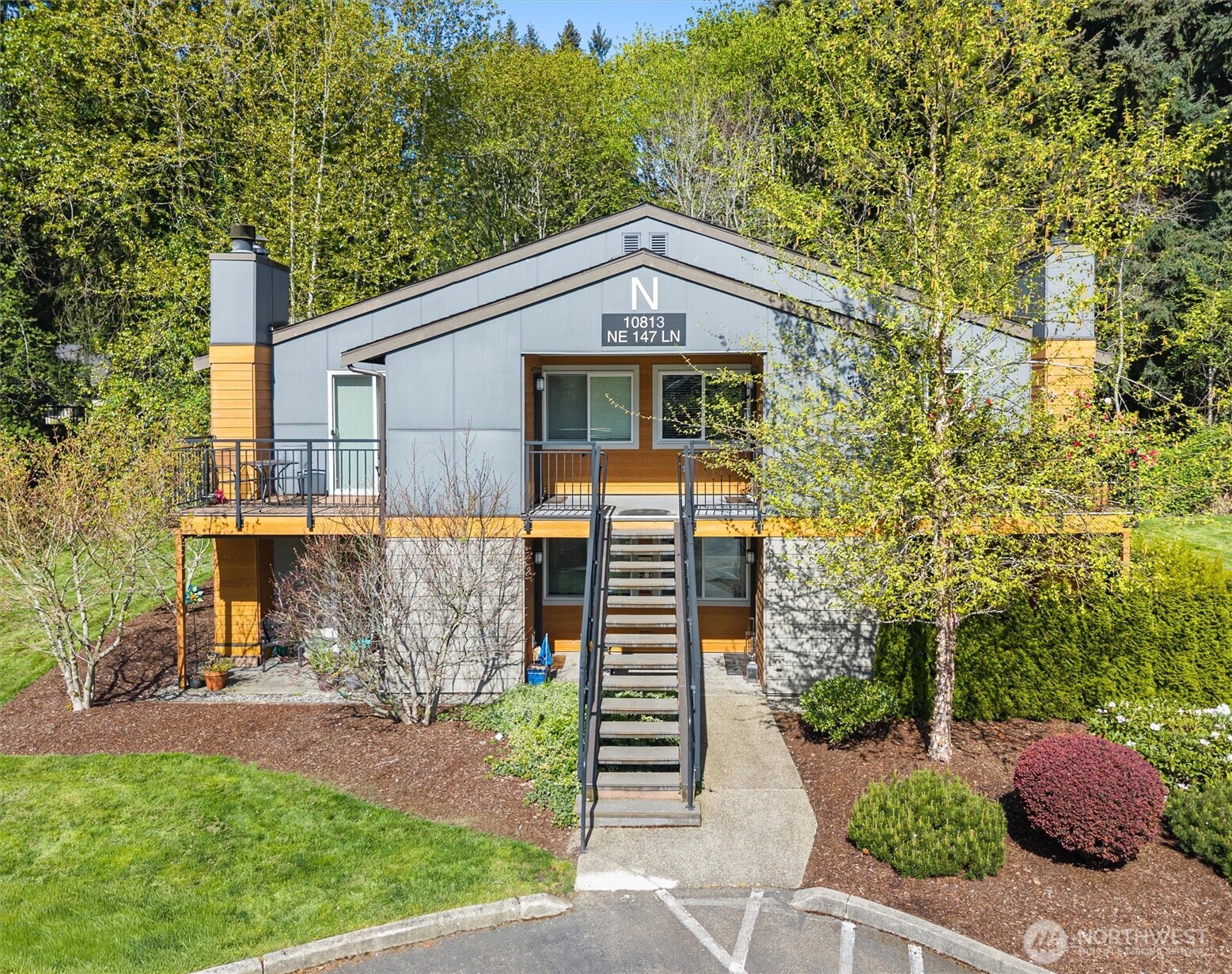 10813 NE 147th Lane #N102, Bothell, WA 98011