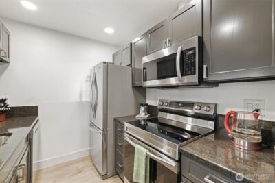 10813 NE 147th Lane #N102, Bothell, WA 98011 - Photo 7