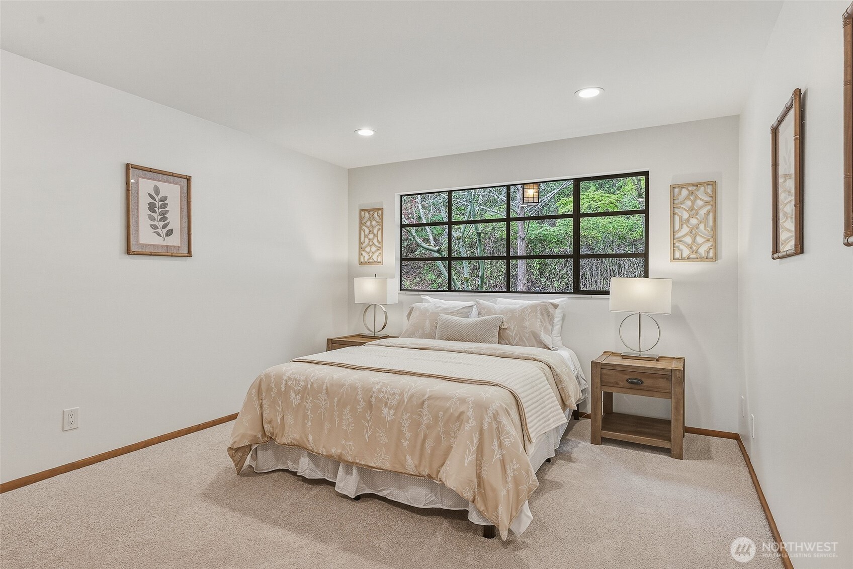797 NW Culbertson Drive , Seattle, WA 98177