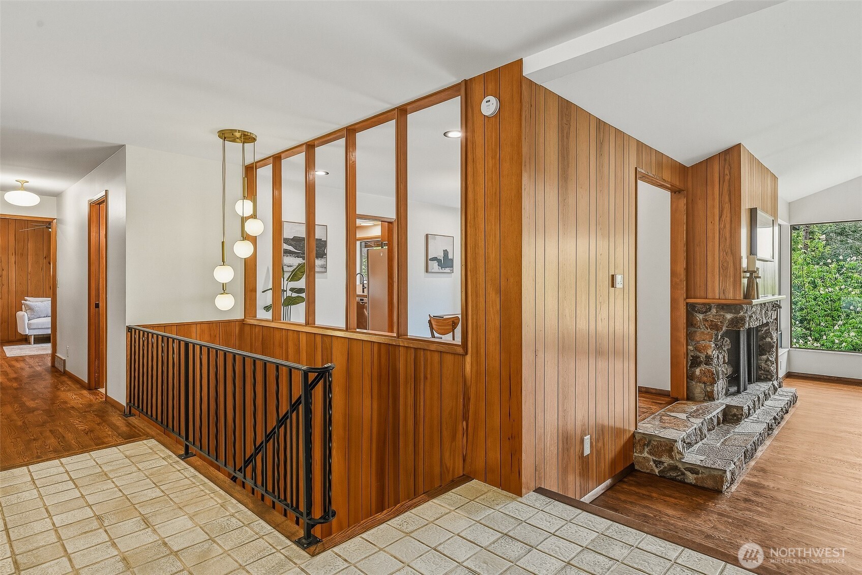 797 NW Culbertson Drive , Seattle, WA 98177