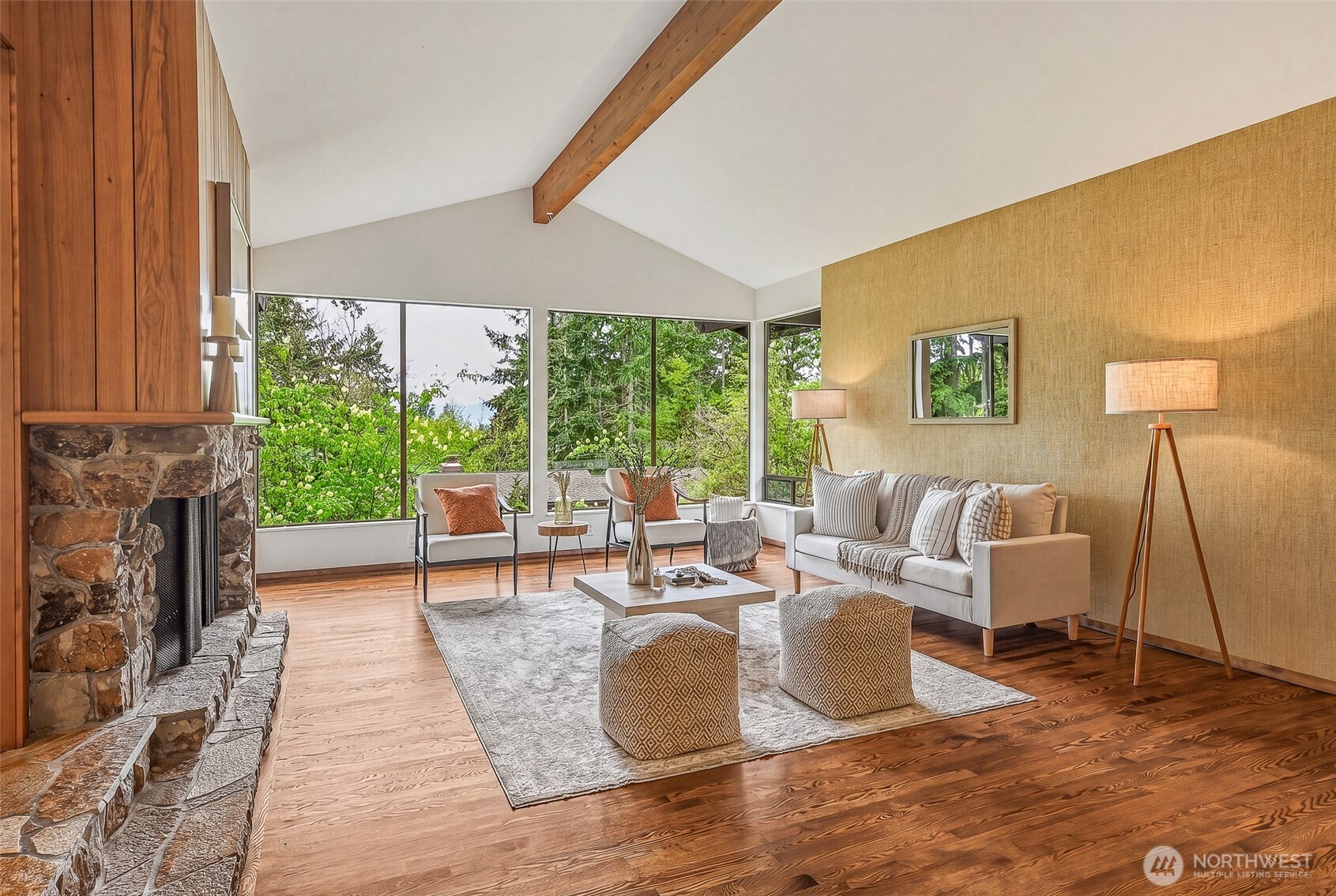 797 NW Culbertson Drive , Seattle, WA 98177