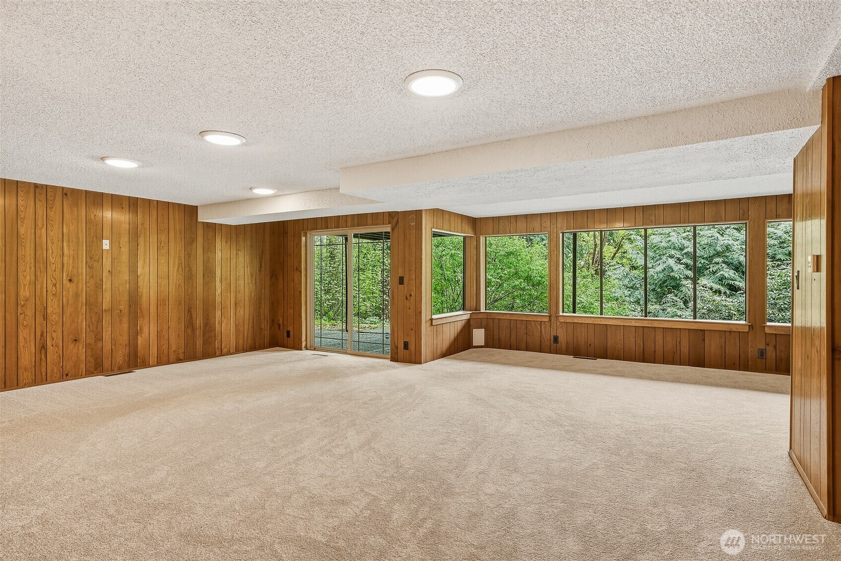 797 NW Culbertson Drive , Seattle, WA 98177