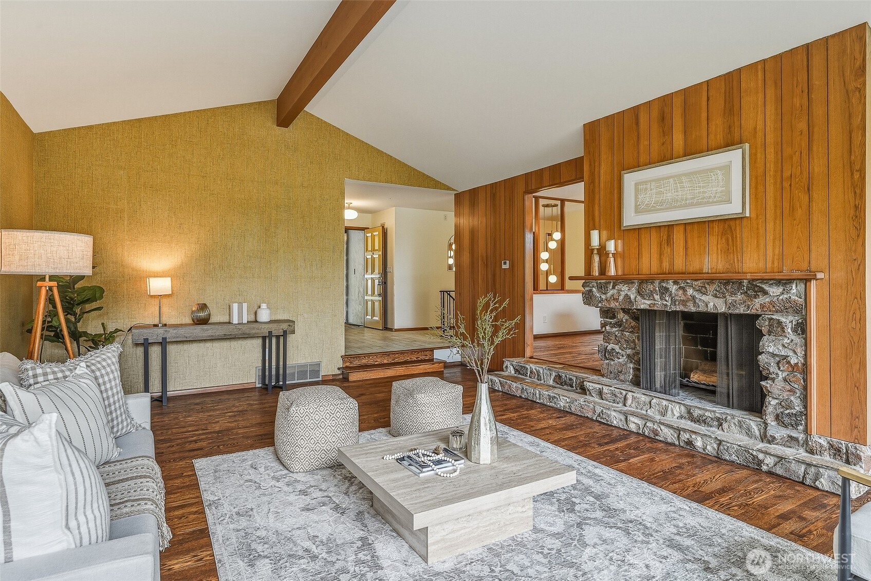 797 NW Culbertson Drive , Seattle, WA 98177