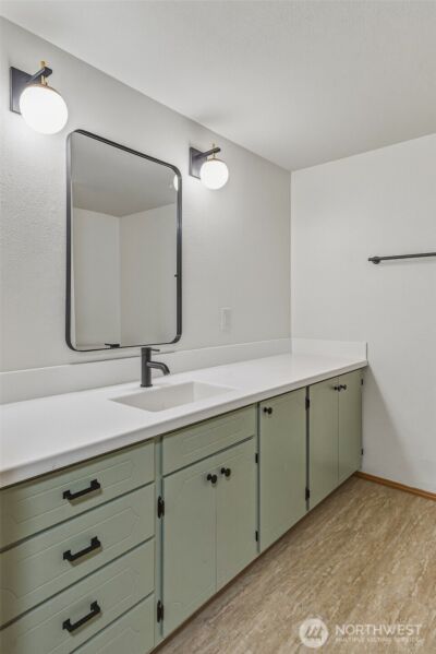 797 NW Culbertson Drive , Seattle, WA 98177 - Photo 36