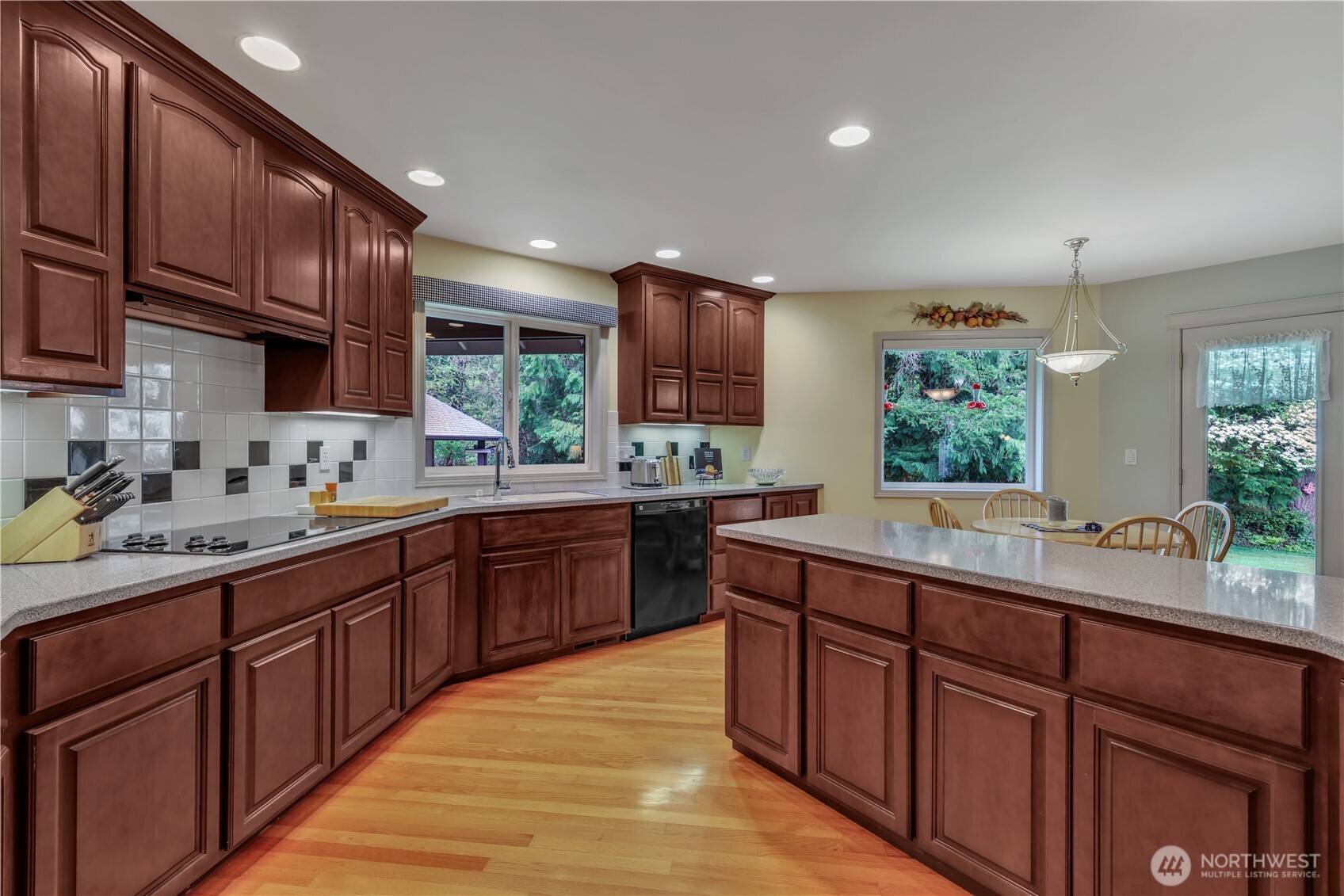 103 SE Alder Manor Lane , Shelton, WA 98584