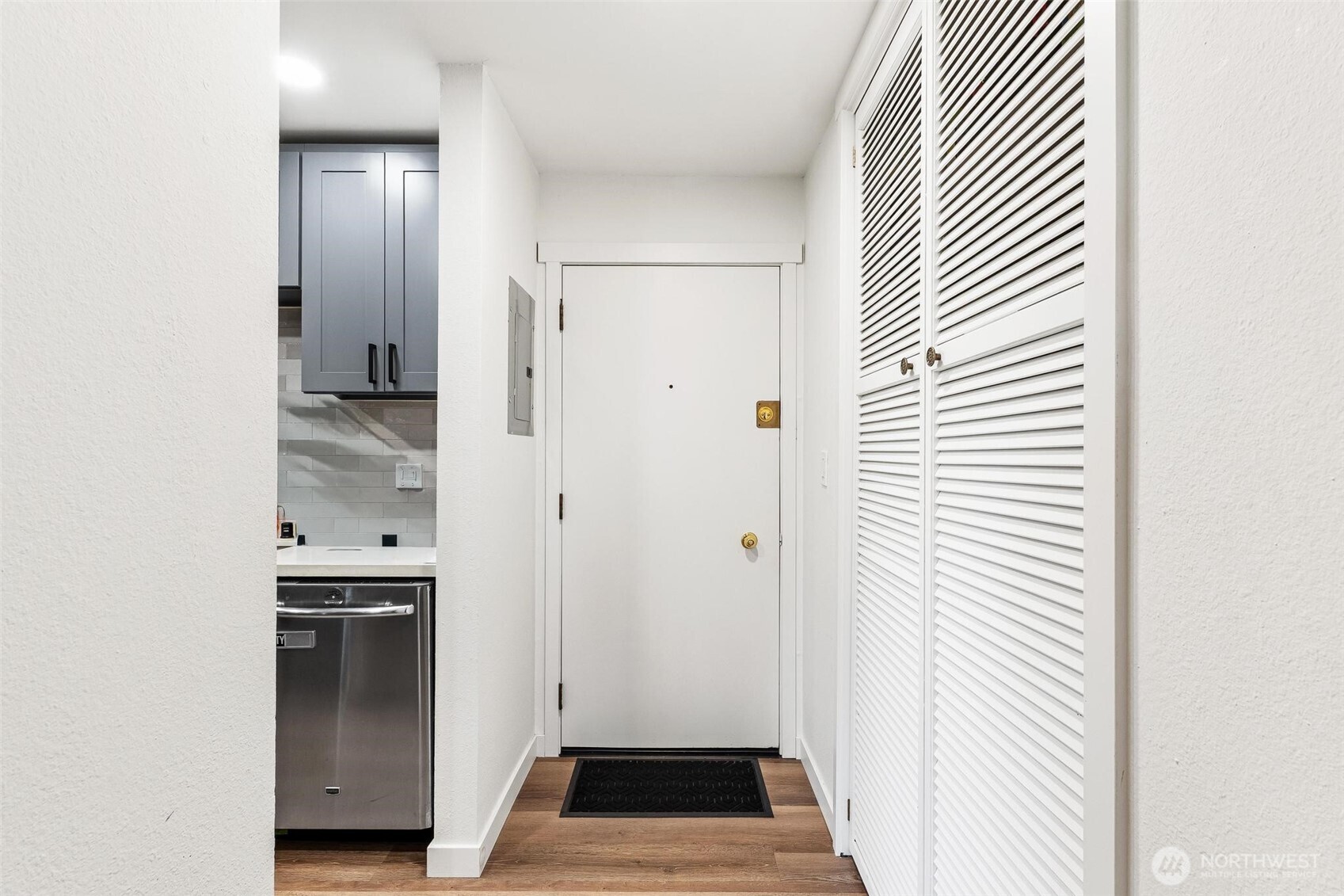 10459 Des Moines Memorial Drive S #S301, Seattle, WA 98168