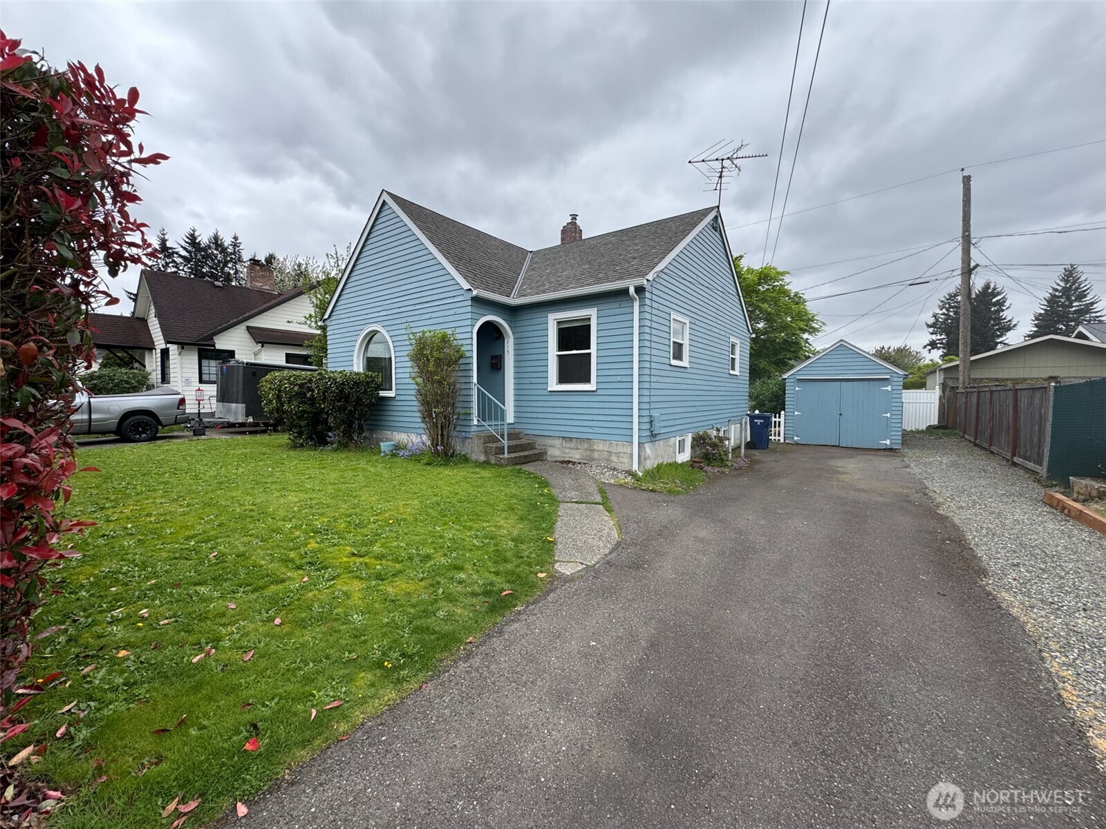 215 J Street SE, Auburn, WA 98002