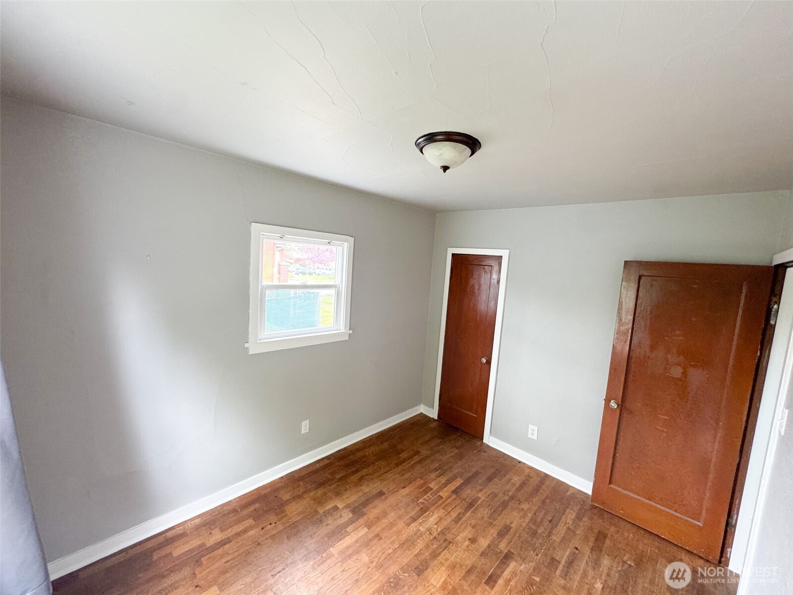 215 J Street SE, Auburn, WA 98002
