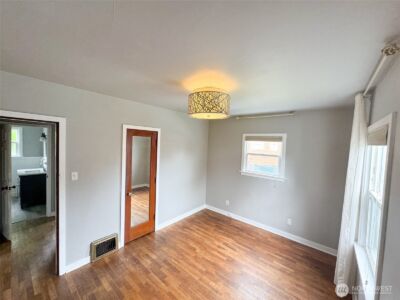 215 J Street SE, Auburn, WA 98002 - Photo 13