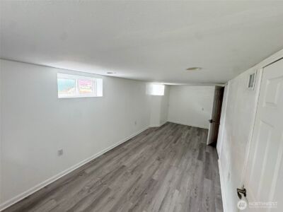 215 J Street SE, Auburn, WA 98002 - Photo 22