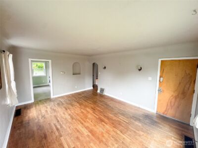 215 J Street SE, Auburn, WA 98002 - Photo 7