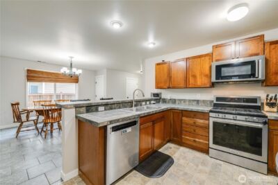 7709 86th Avenue NE, Marysville, WA 98270 - Photo 9