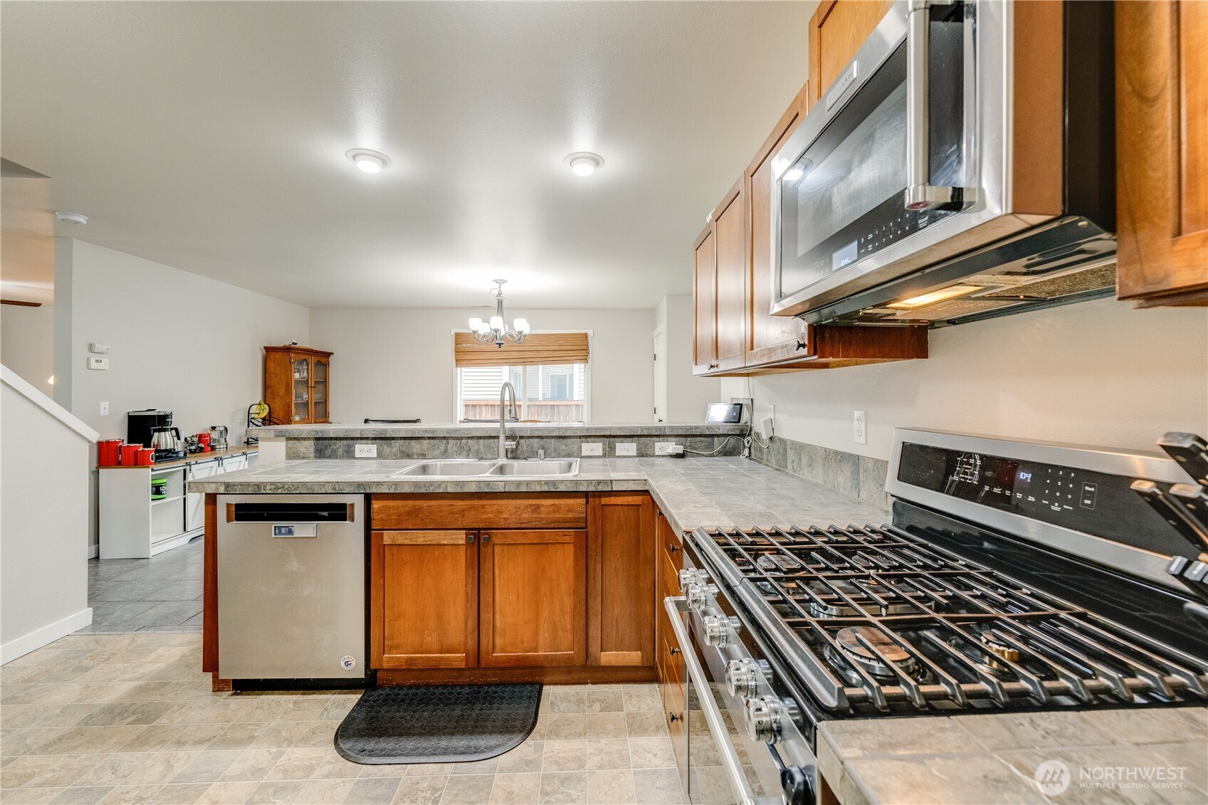 7709 86th Avenue NE, Marysville, WA 98270